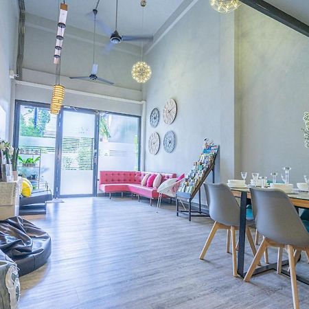 Hostel Warm Casa Chiangmai Chiang Mai Zewnętrze zdjęcie