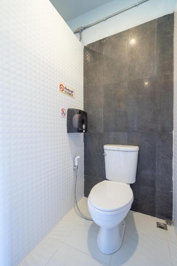 Hostel Warm Casa Chiangmai Chiang Mai Zewnętrze zdjęcie