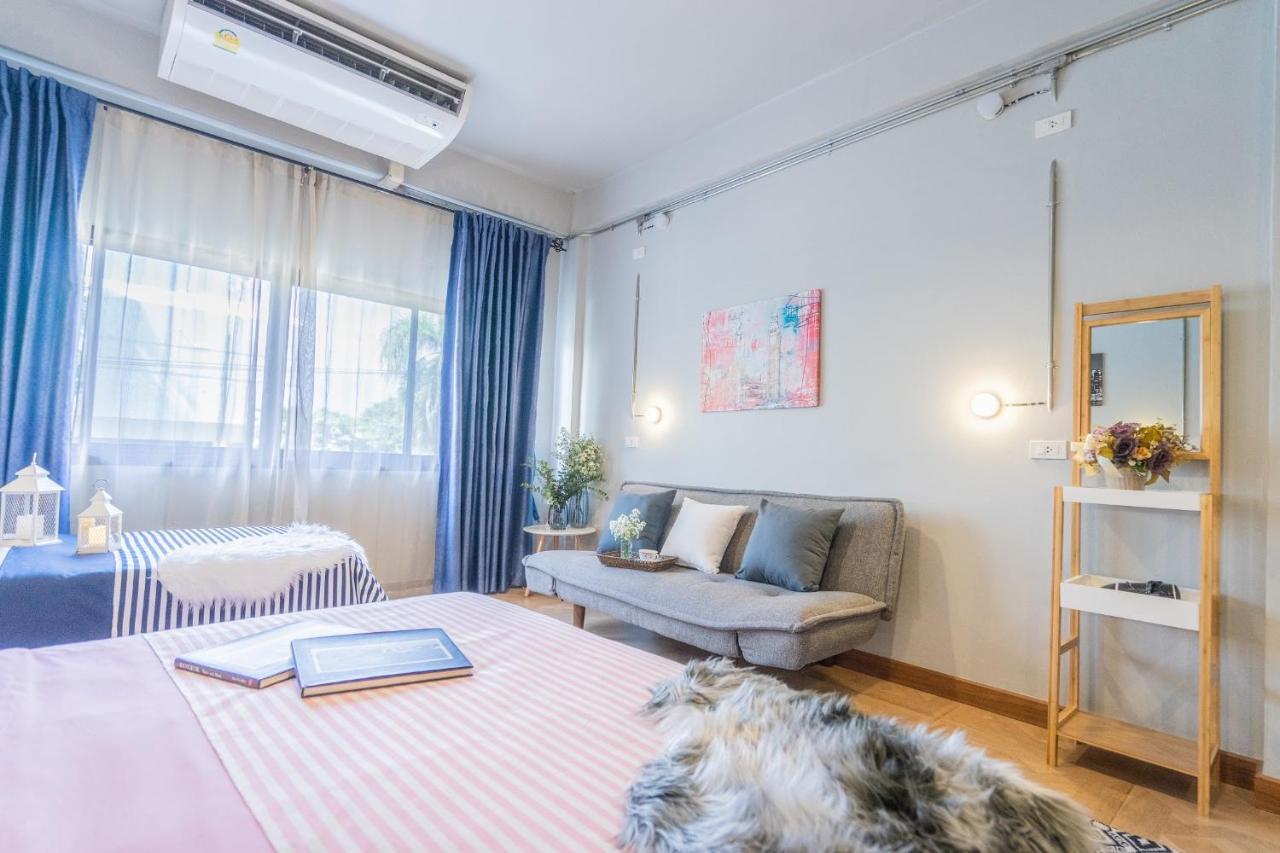 Hostel Warm Casa Chiangmai Chiang Mai Zewnętrze zdjęcie