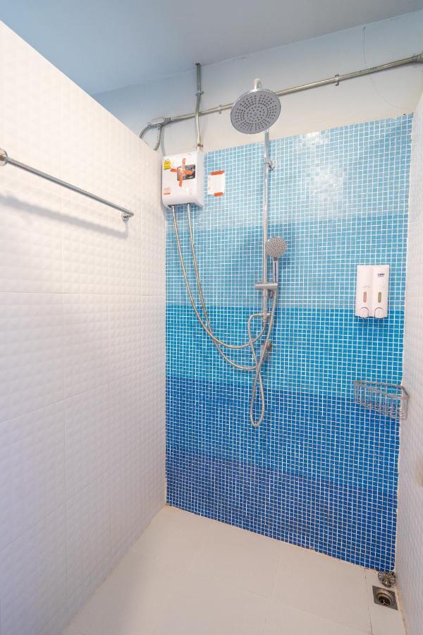 Hostel Warm Casa Chiangmai Chiang Mai Zewnętrze zdjęcie